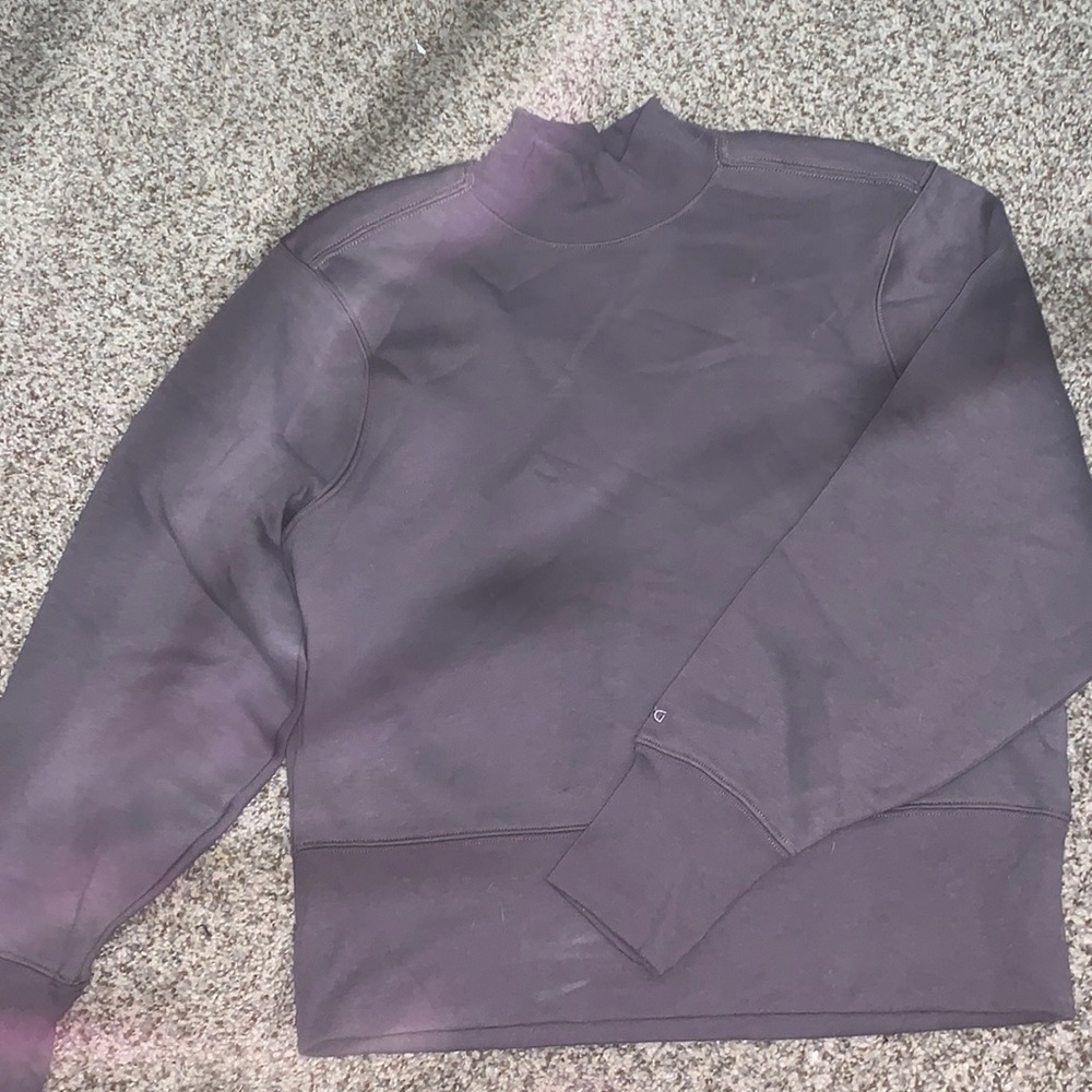 Dicks Sporting Goods turtleneck crew